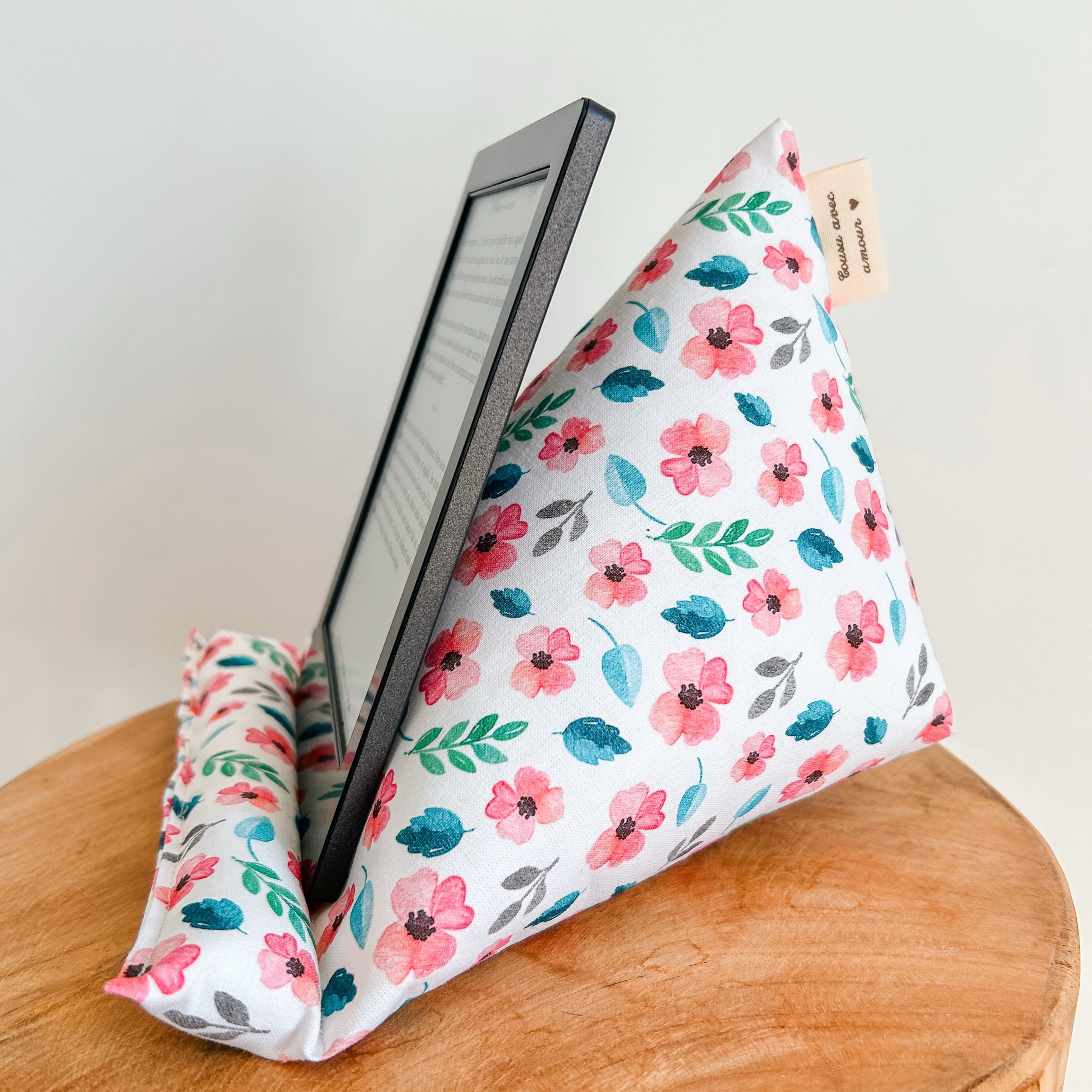 Coussin liseuse Aquarelle – Image 2