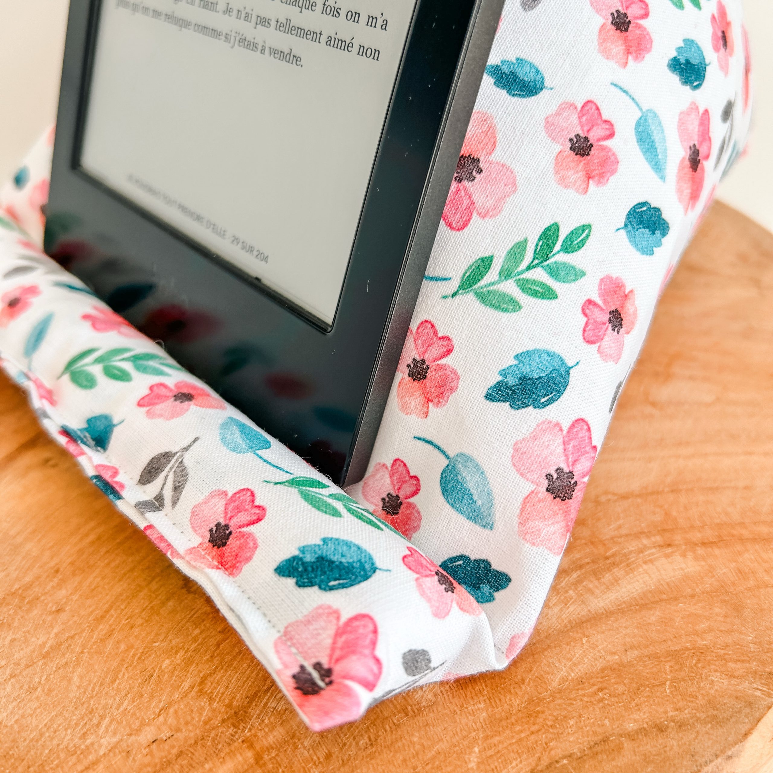 Coussin liseuse Aquarelle – Image 3