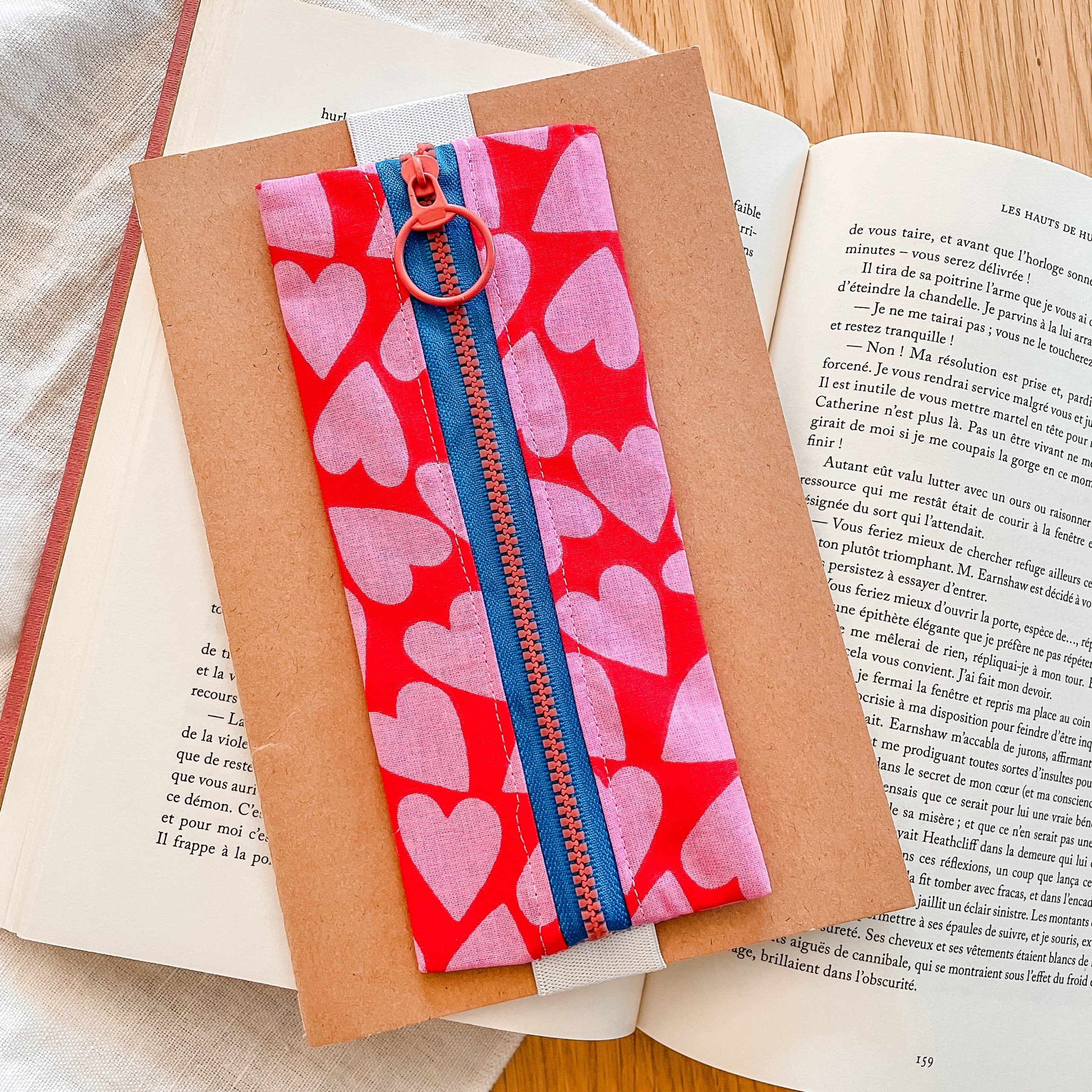 Trousse élastique Amour bleu