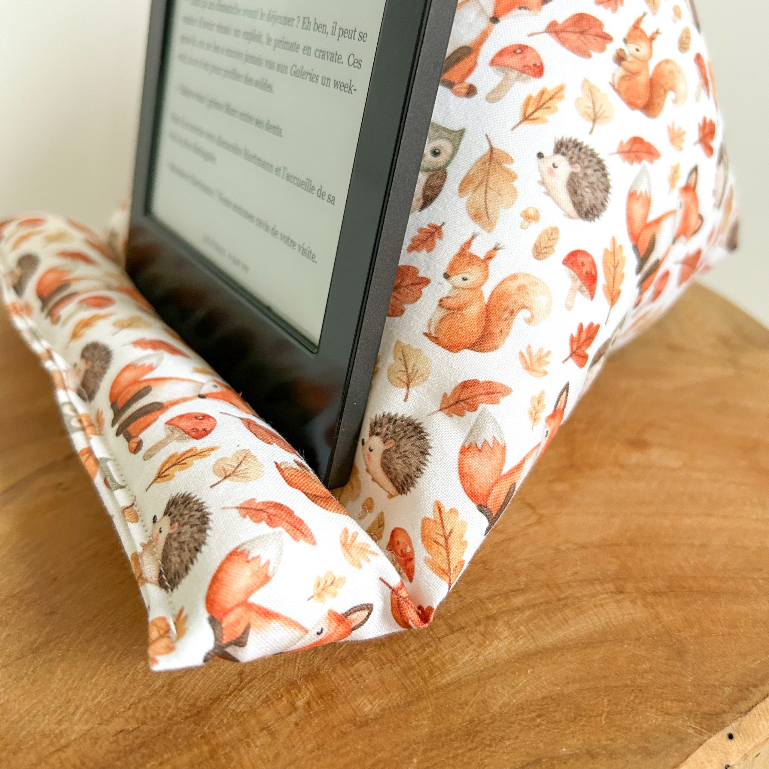 Coussin liseuse Compagnons des bois – Image 3
